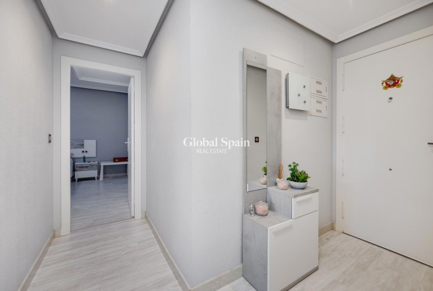 Wederverkoop - PENTHOUSE -
ALMORADÍ - Parque De La U