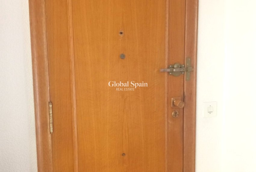 Wederverkoop - PENTHOUSE -
BENIDORM - Centro