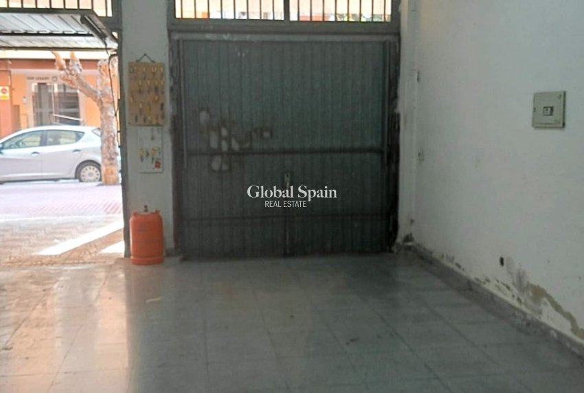 Wederverkoop - PENTHOUSE -
BENIDORM - Centro
