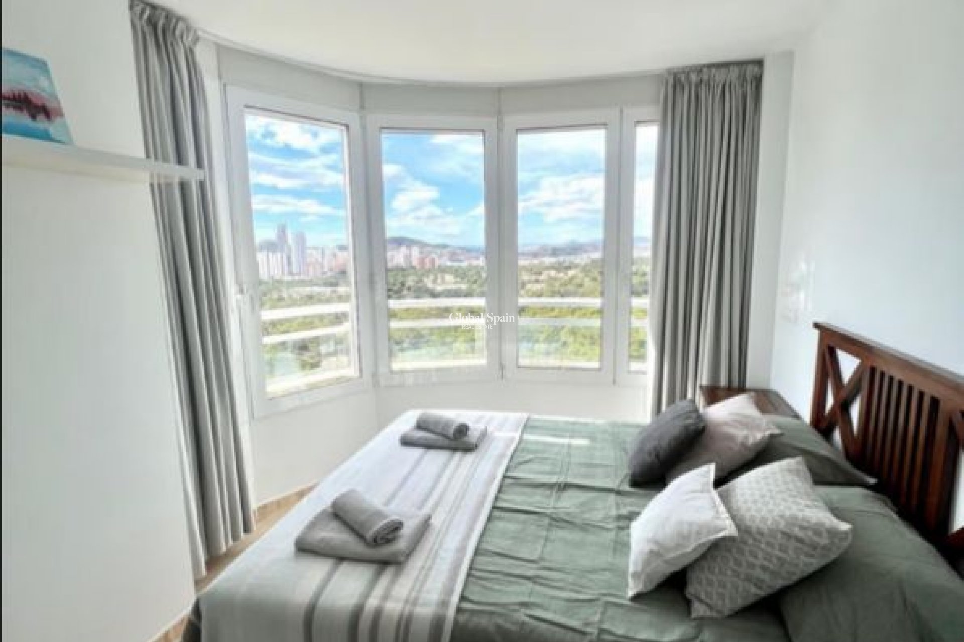 Wederverkoop - PENTHOUSE -
BENIDORM - Costa Blanca