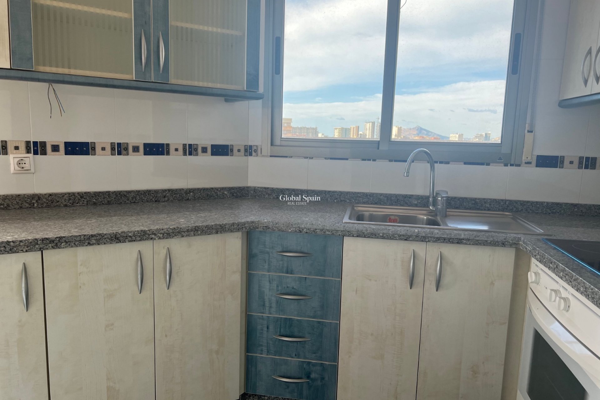 Wederverkoop - PENTHOUSE -
CALPE - Zona Levante - Playa Fossa