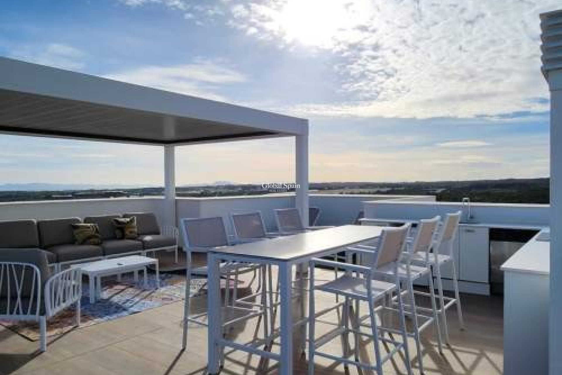 Wederverkoop - PENTHOUSE -
CAMPOAMOR - Costa Blanca