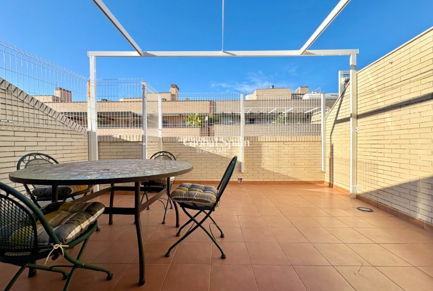 Wederverkoop - Penthouse -
DENIA - Center