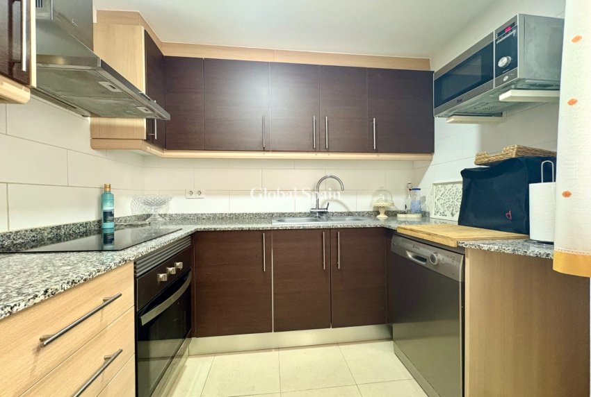 Wederverkoop - Penthouse -
DENIA - Center