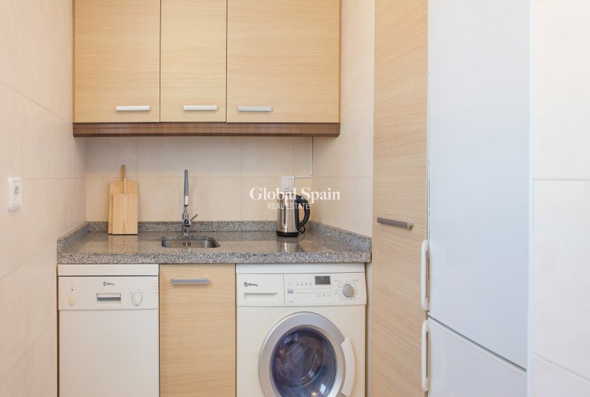 Wederverkoop - PENTHOUSE -
DENIA - Center