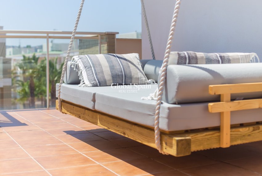 Wederverkoop - PENTHOUSE -
DENIA - Center