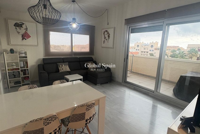 Wederverkoop - PENTHOUSE -
DENIA - Costa Blanca