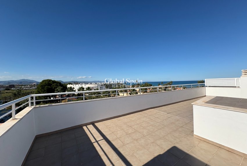 Wederverkoop - PENTHOUSE -
DENIA - Les Marines - Las Marinas