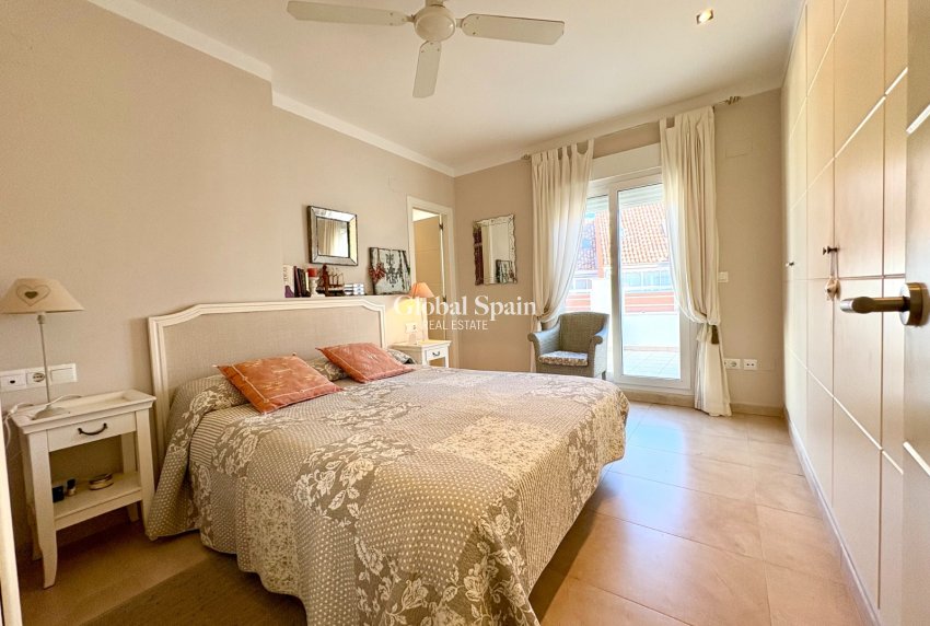 Wederverkoop - PENTHOUSE -
DENIA - Les Marines - Las Marinas