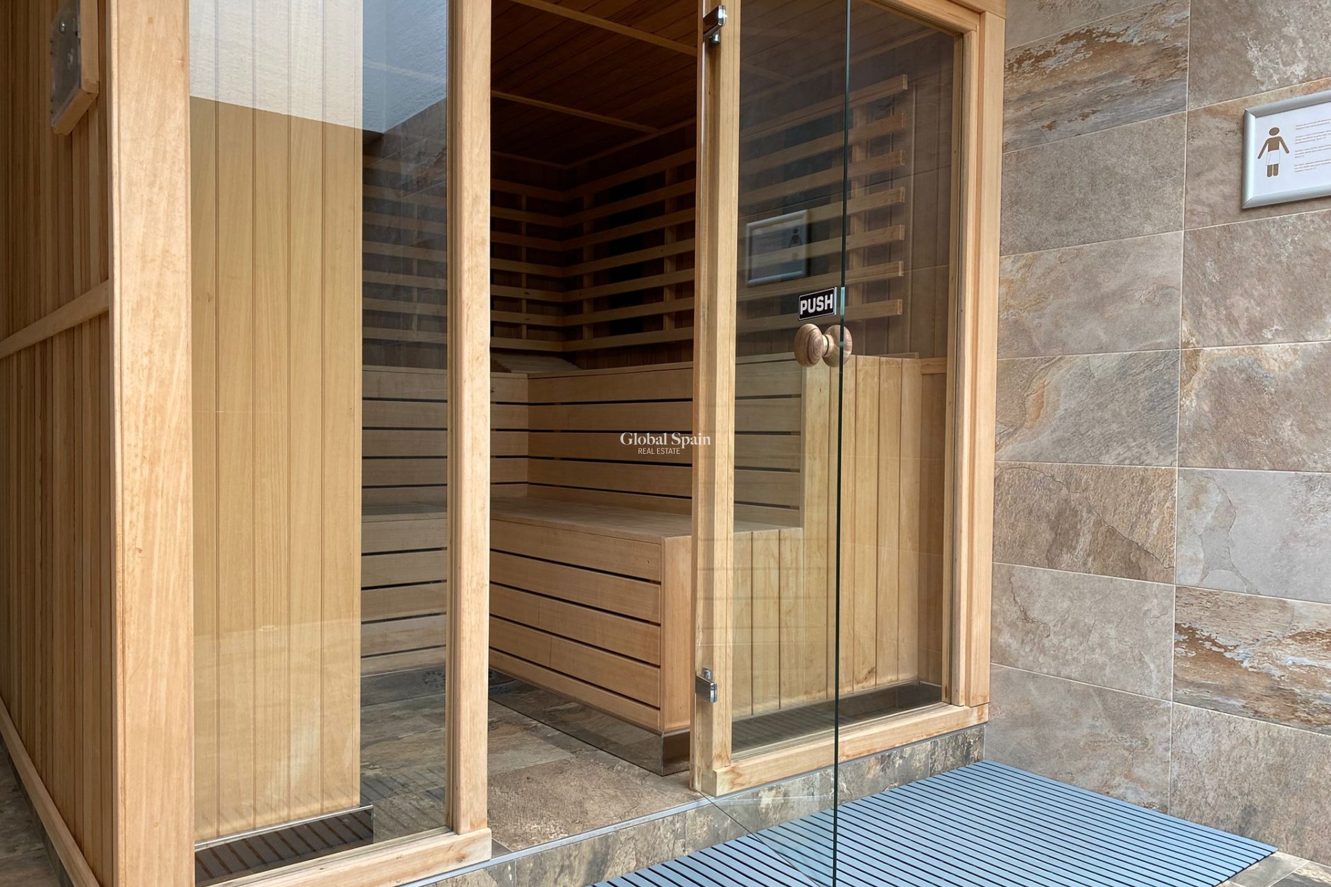 Wederverkoop - PENTHOUSE -
EL RASO - Costa Blanca