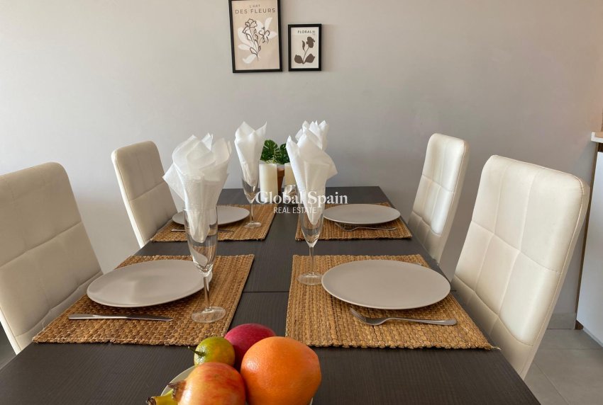 Wederverkoop - PENTHOUSE -
EL RASO - Costa Blanca