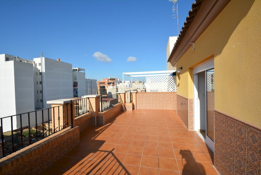 Wederverkoop - PENTHOUSE -
GUARDAMAR DEL SEGURA - Costa Blanca