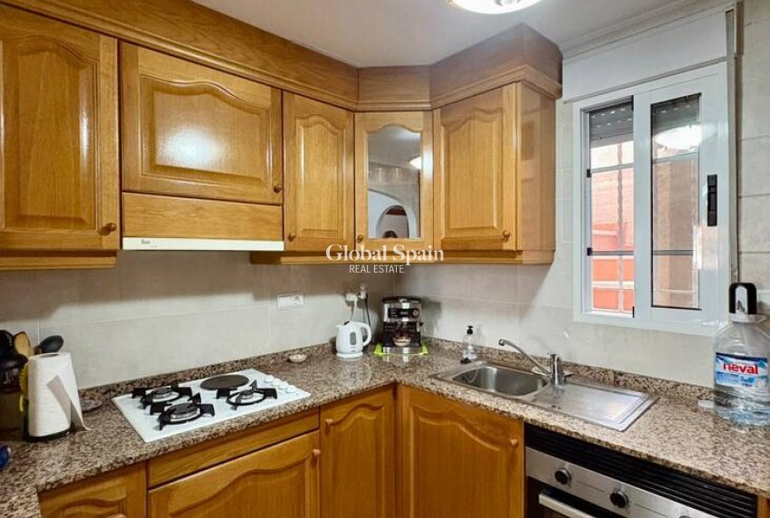 Wederverkoop - PENTHOUSE -
GUARDAMAR DEL SEGURA - Costa Blanca