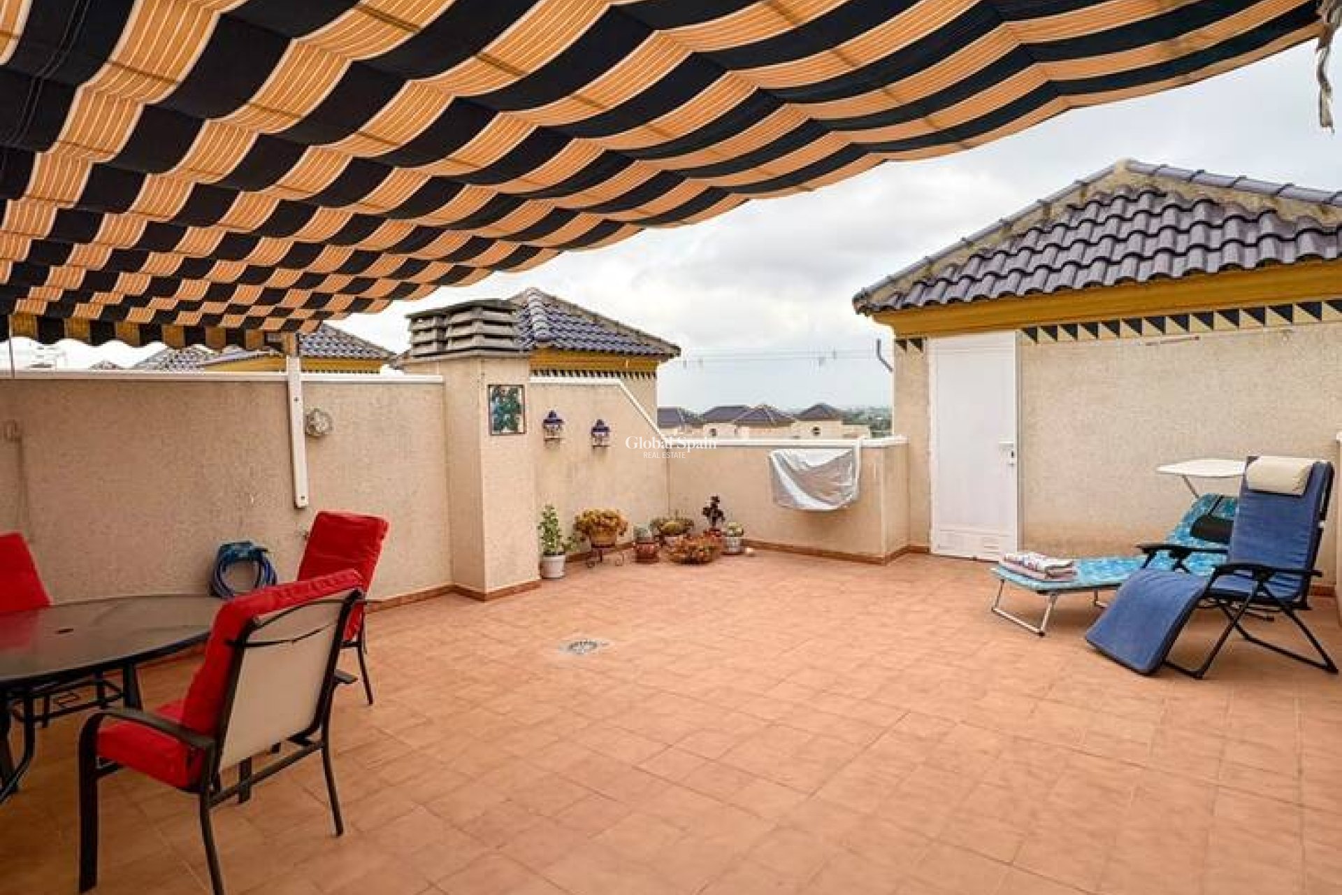 Wederverkoop - PENTHOUSE -
GUARDAMAR DEL SEGURA - Costa Blanca