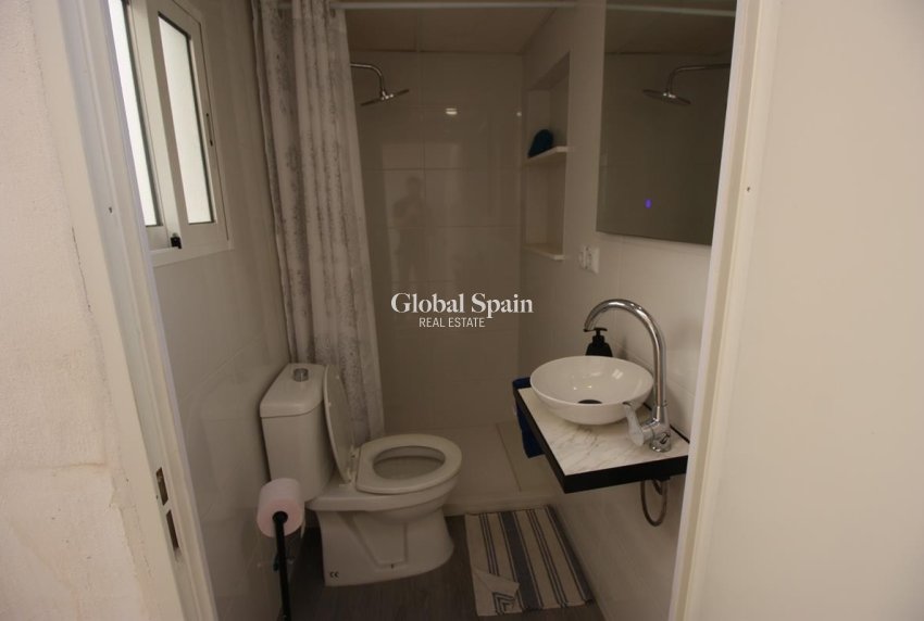 Wederverkoop - PENTHOUSE -
GUARDAMAR DEL SEGURA - Costa Blanca