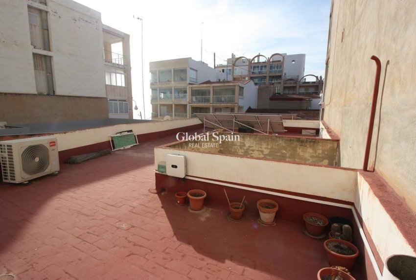 Wederverkoop - PENTHOUSE -
GUARDAMAR DEL SEGURA - Costa Blanca