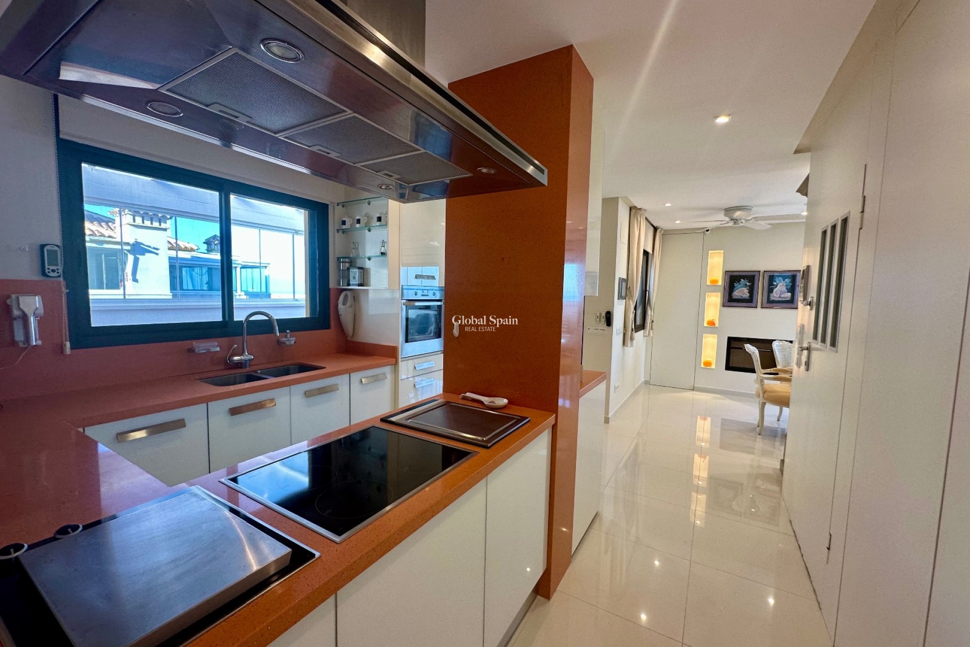 Wederverkoop - PENTHOUSE -
GUARDAMAR DEL SEGURA - Marjal Beach