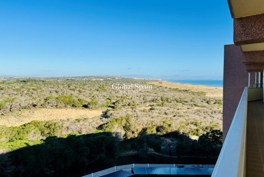 Wederverkoop - PENTHOUSE -
LA MATA - Costa Blanca