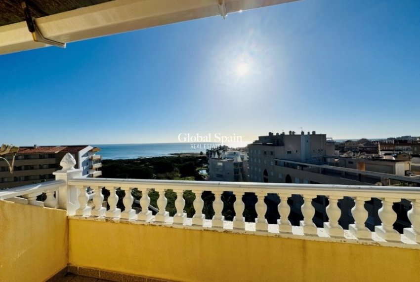 Wederverkoop - PENTHOUSE -
LA MATA - Costa Blanca