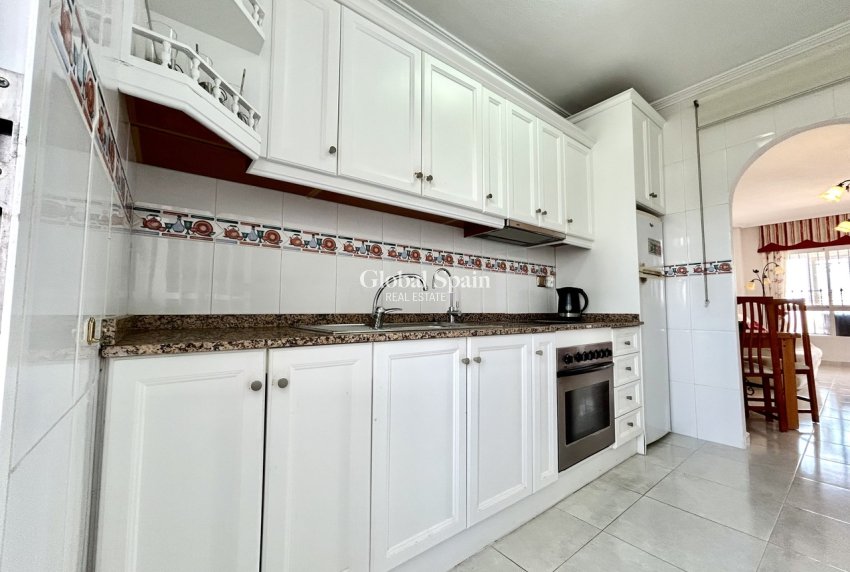 Wederverkoop - PENTHOUSE -
LA ZENIA - Costa Blanca