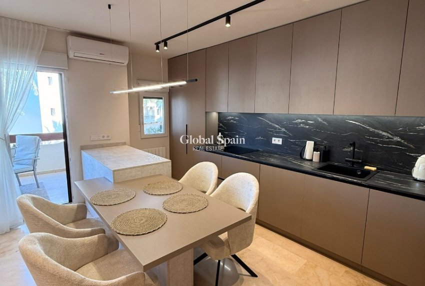 Wederverkoop - PENTHOUSE -
LAS RAMBLAS GOLF - Inland