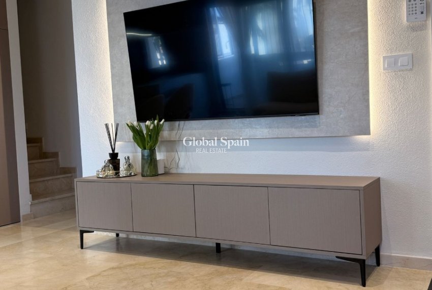 Wederverkoop - PENTHOUSE -
LAS RAMBLAS GOLF - Inland