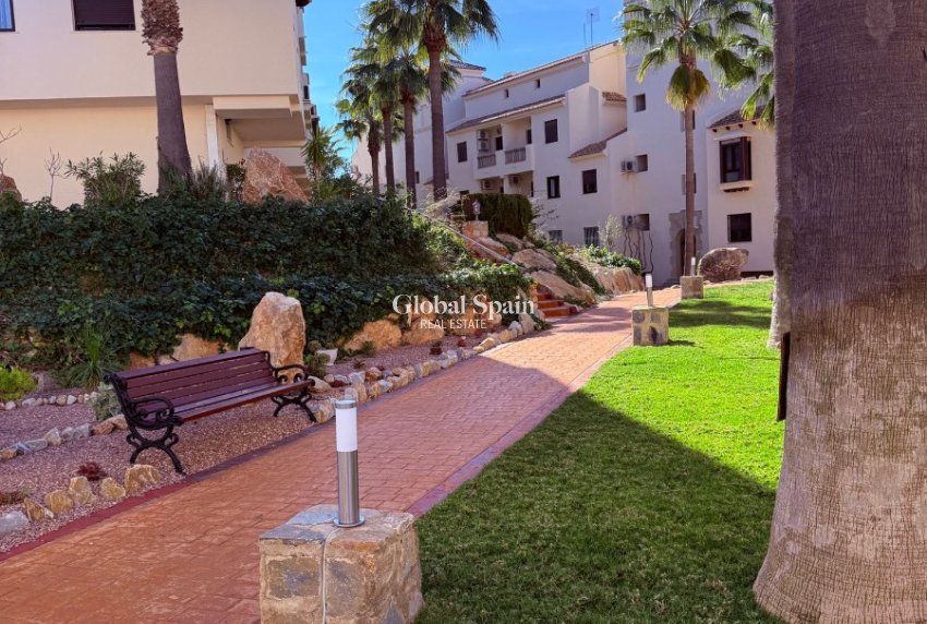 Wederverkoop - PENTHOUSE -
LAS RAMBLAS GOLF - Inland