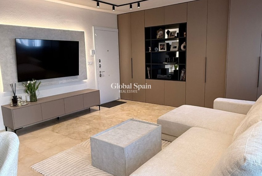 Wederverkoop - PENTHOUSE -
LAS RAMBLAS GOLF - Inland
