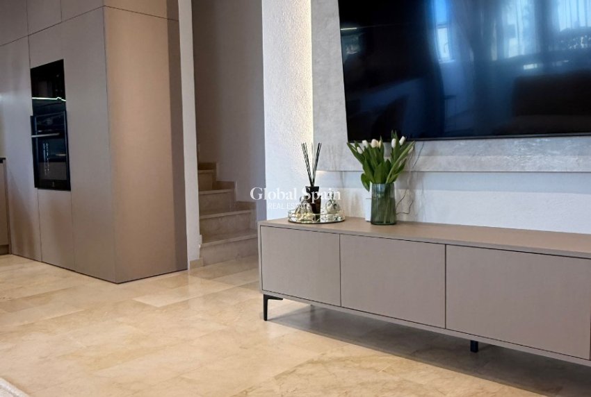 Wederverkoop - PENTHOUSE -
LAS RAMBLAS GOLF - Inland