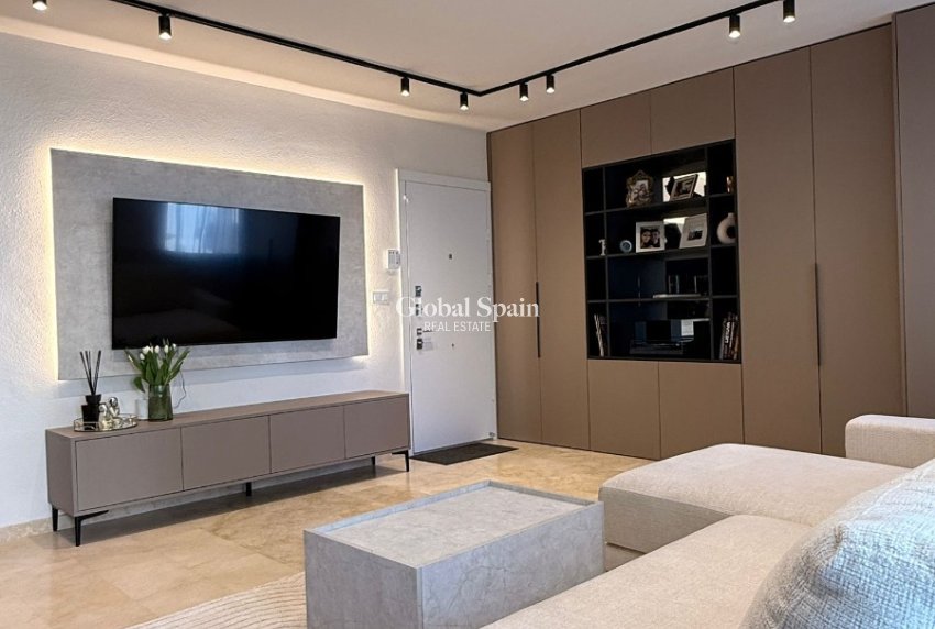 Wederverkoop - PENTHOUSE -
LAS RAMBLAS GOLF - Inland
