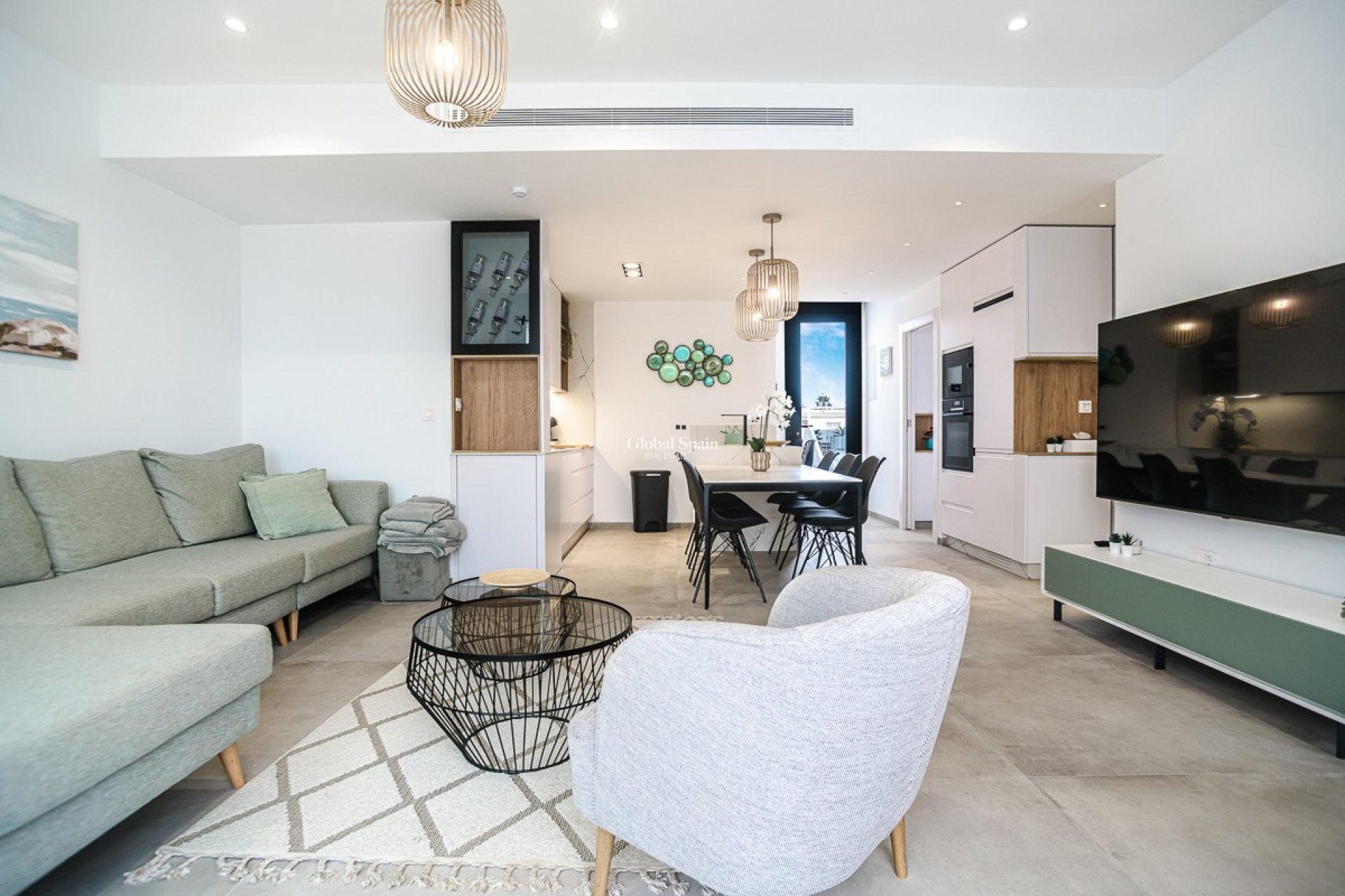 Wederverkoop - PENTHOUSE -
LO PAGÁN