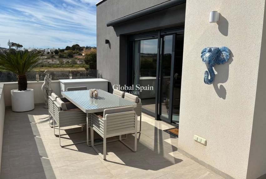 Wederverkoop - PENTHOUSE -
Los Almendros (Orihuela-Costa) - Costa Blanca