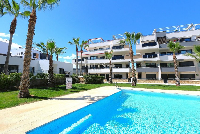 Wederverkoop - PENTHOUSE -
LOS BALCONES - LOS ALTOS