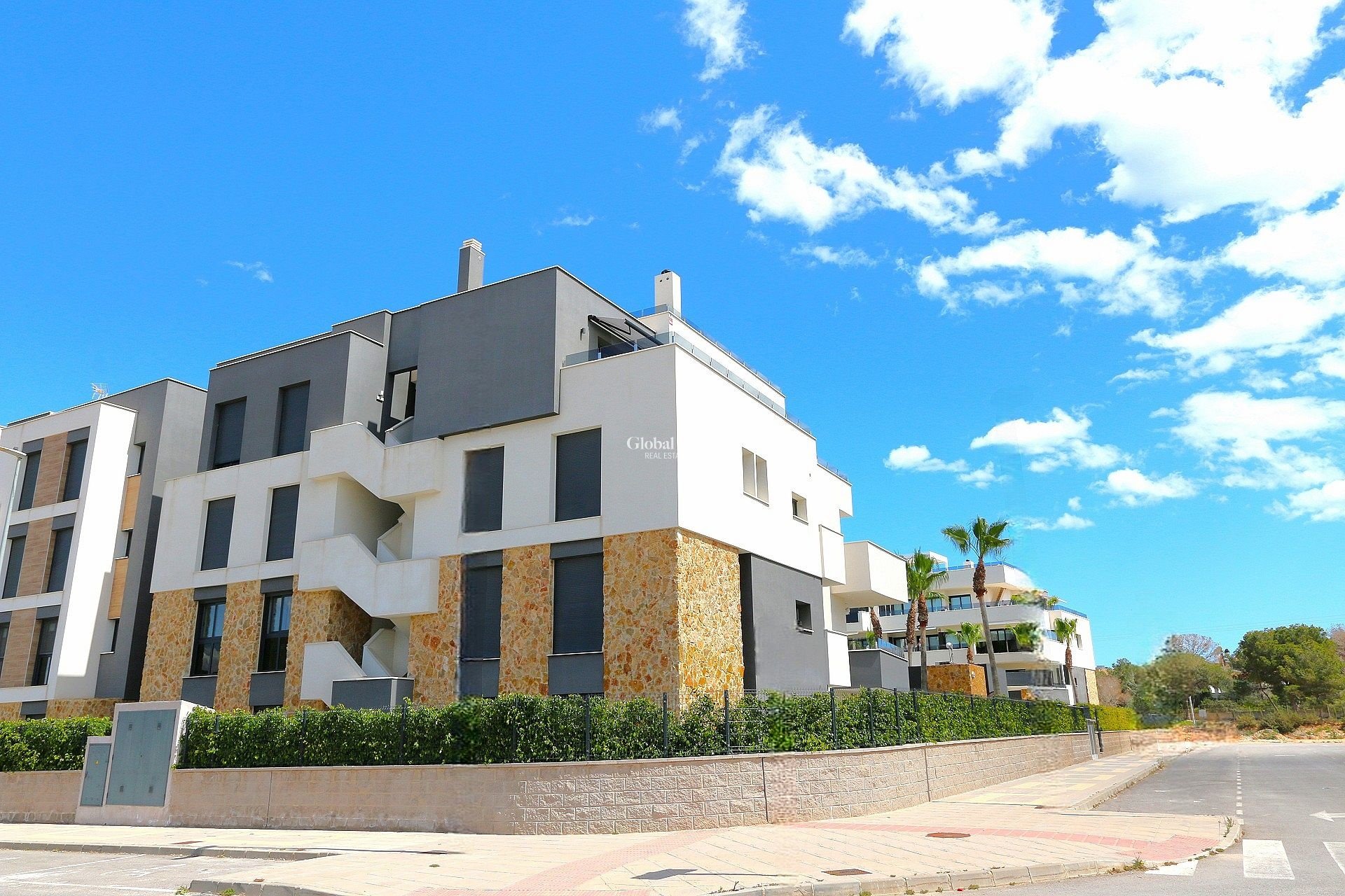 Wederverkoop - PENTHOUSE -
LOS BALCONES - LOS ALTOS