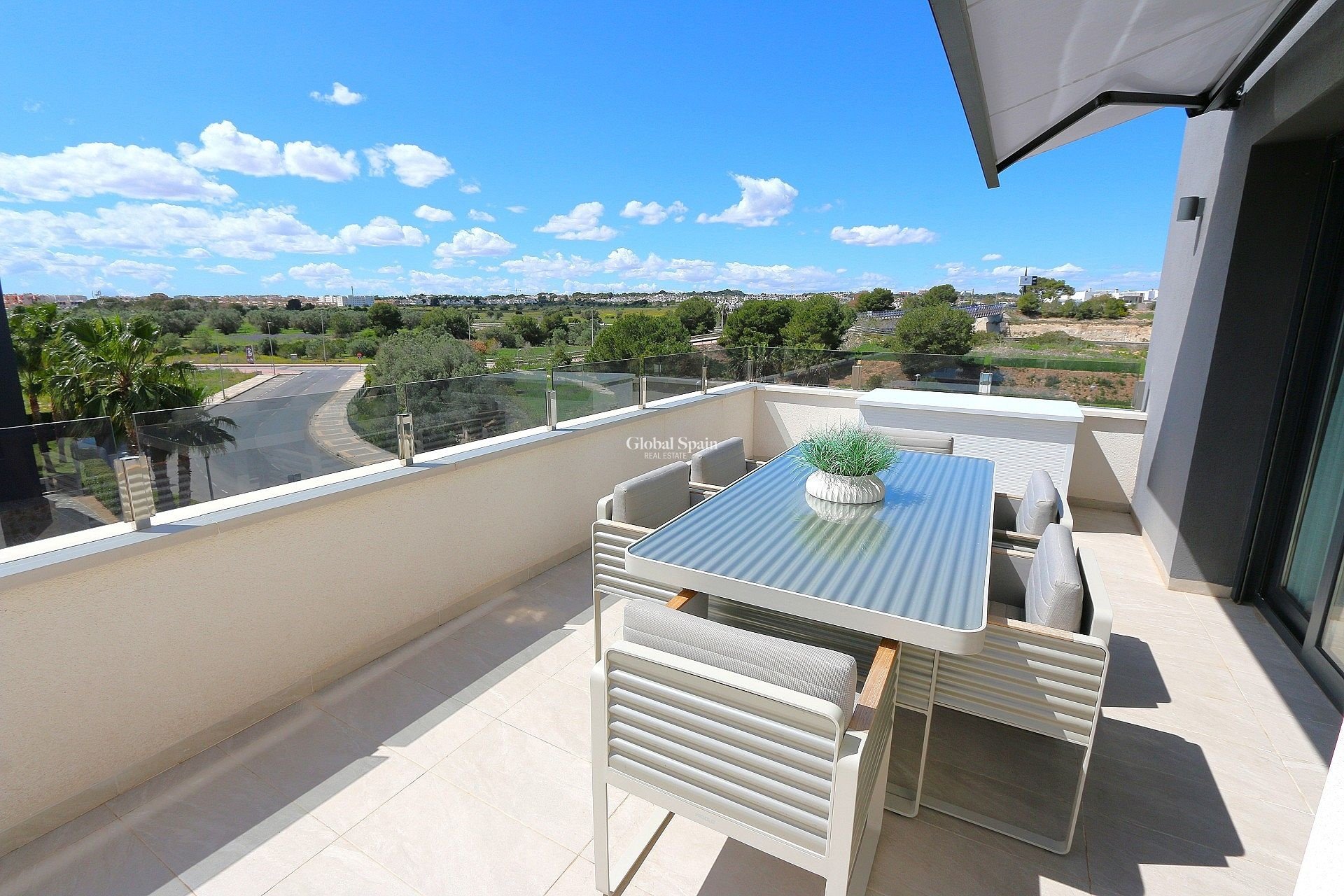 Wederverkoop - PENTHOUSE -
LOS BALCONES - LOS ALTOS