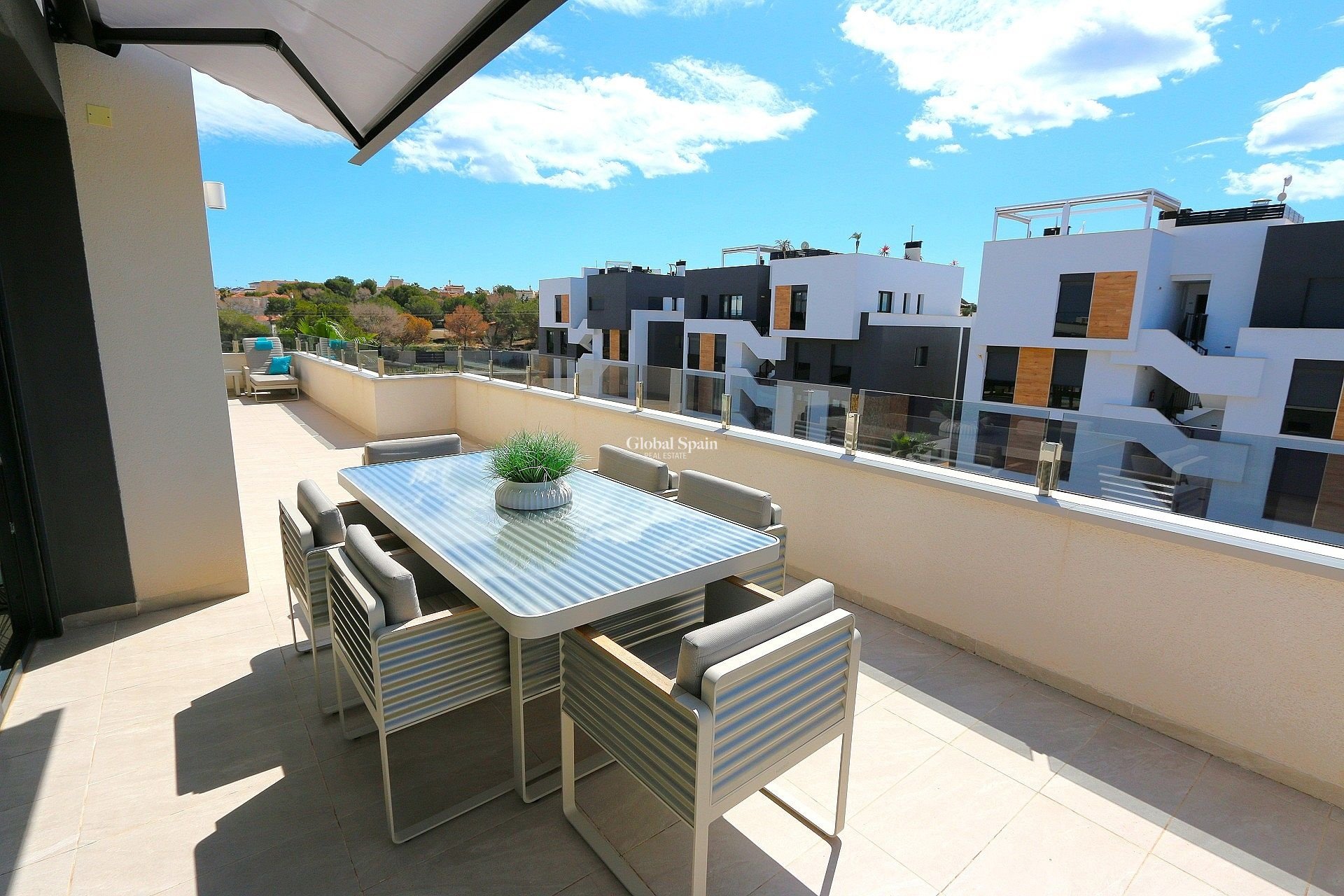 Wederverkoop - PENTHOUSE -
LOS BALCONES - LOS ALTOS