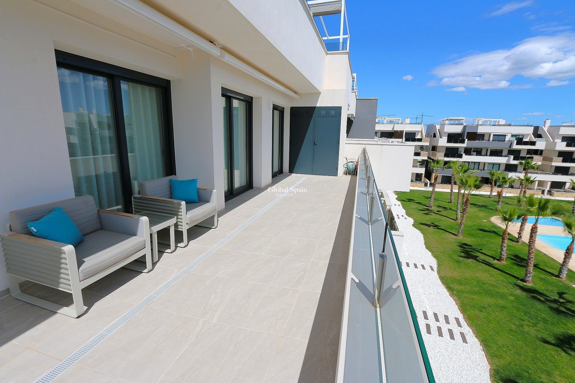 Wederverkoop - PENTHOUSE -
LOS BALCONES - LOS ALTOS