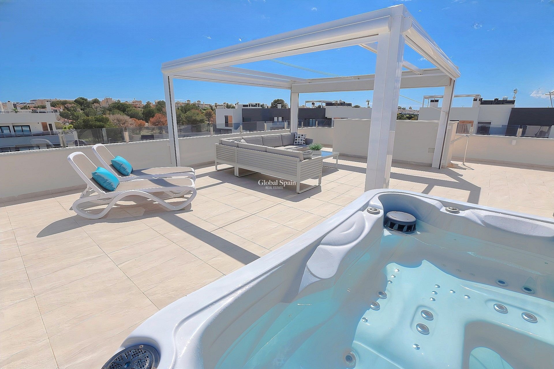 Wederverkoop - PENTHOUSE -
LOS BALCONES - LOS ALTOS