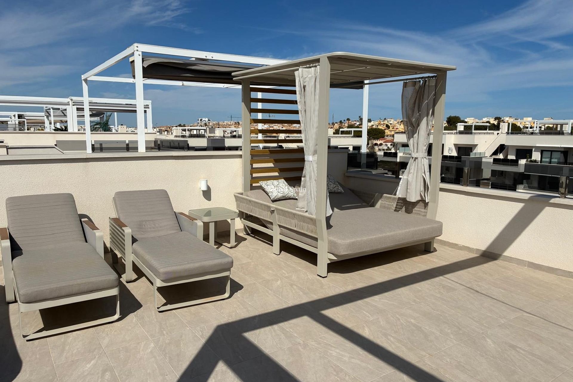 Wederverkoop - PENTHOUSE -
LOS BALCONES - LOS ALTOS