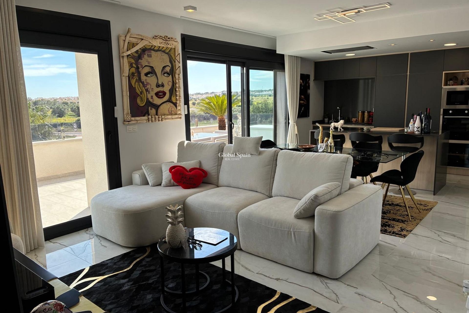 Wederverkoop - PENTHOUSE -
LOS BALCONES - LOS ALTOS
