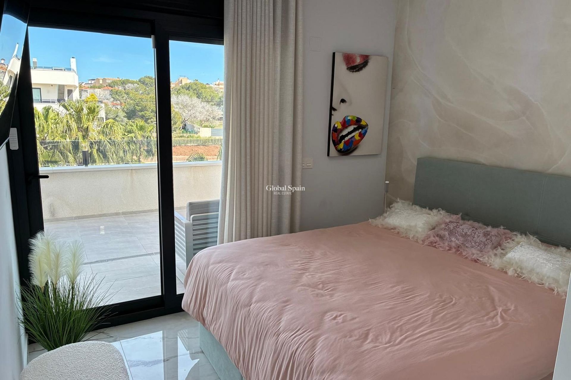 Wederverkoop - PENTHOUSE -
LOS BALCONES - LOS ALTOS