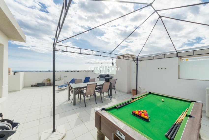 Wederverkoop - PENTHOUSE -
LOS DOLSES - Inland