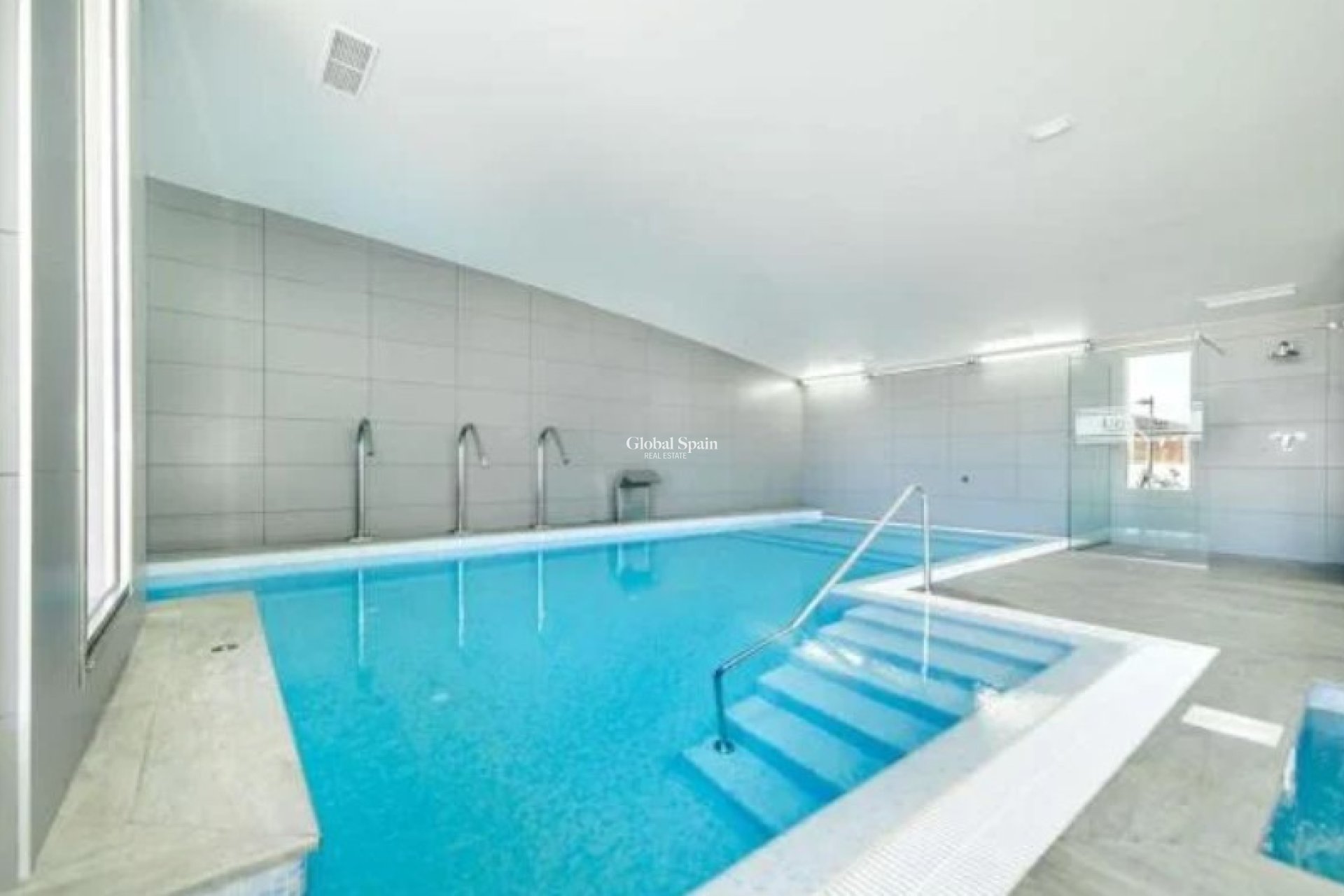 Wederverkoop - PENTHOUSE -
ORIHUELA COSTA - Costa Blanca