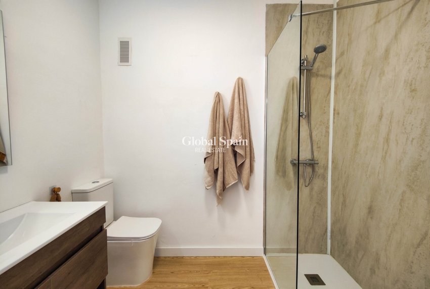 Wederverkoop - PENTHOUSE -
ORIHUELA COSTA - Costa Blanca