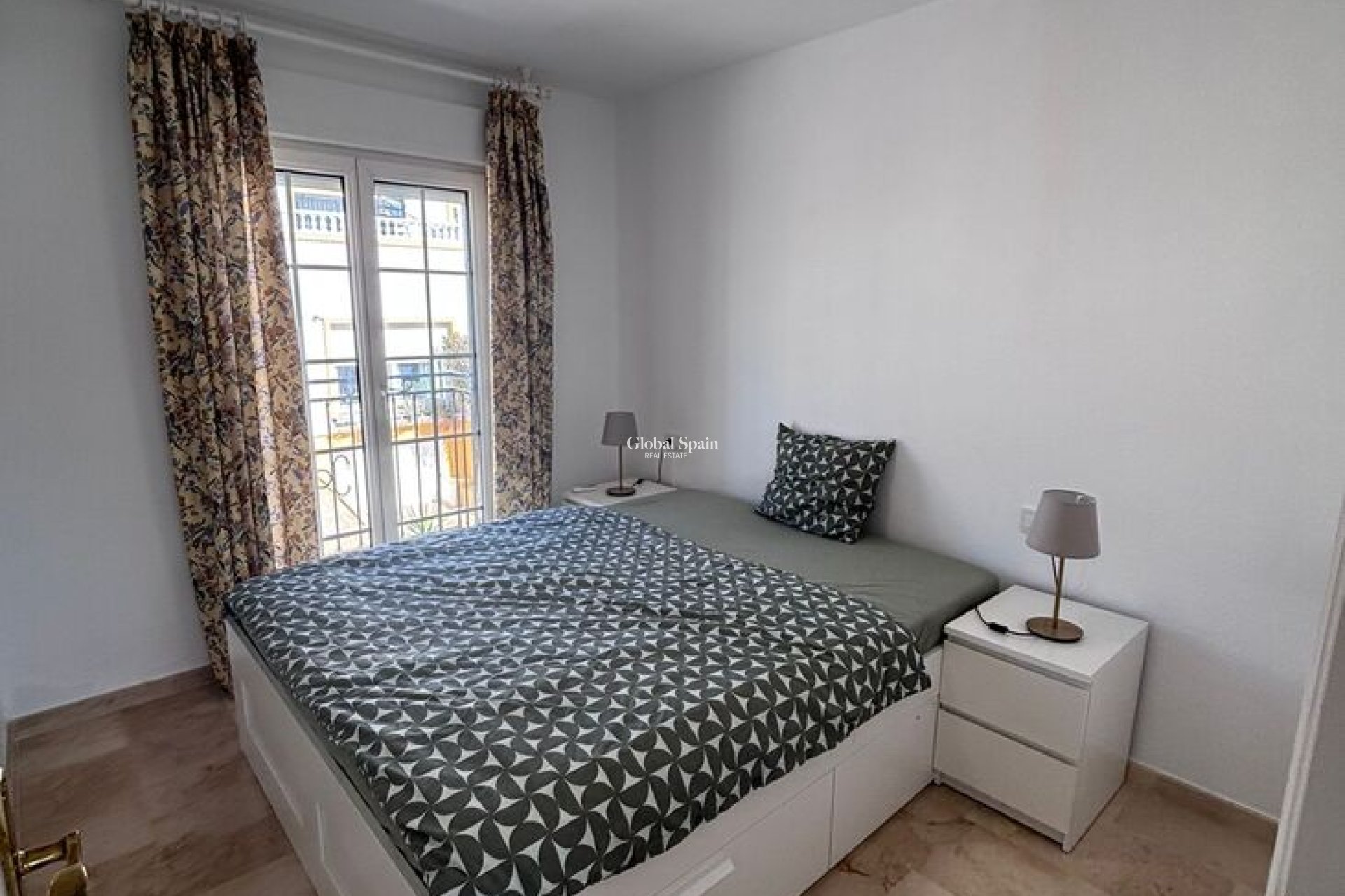 Wederverkoop - PENTHOUSE -
ORIHUELA COSTA - Costa Blanca