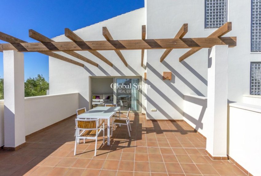Wederverkoop - PENTHOUSE -
ORIHUELA COSTA - Costa Blanca