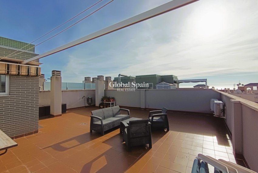 Wederverkoop - PENTHOUSE -
ORIHUELA COSTA - Costa Blanca