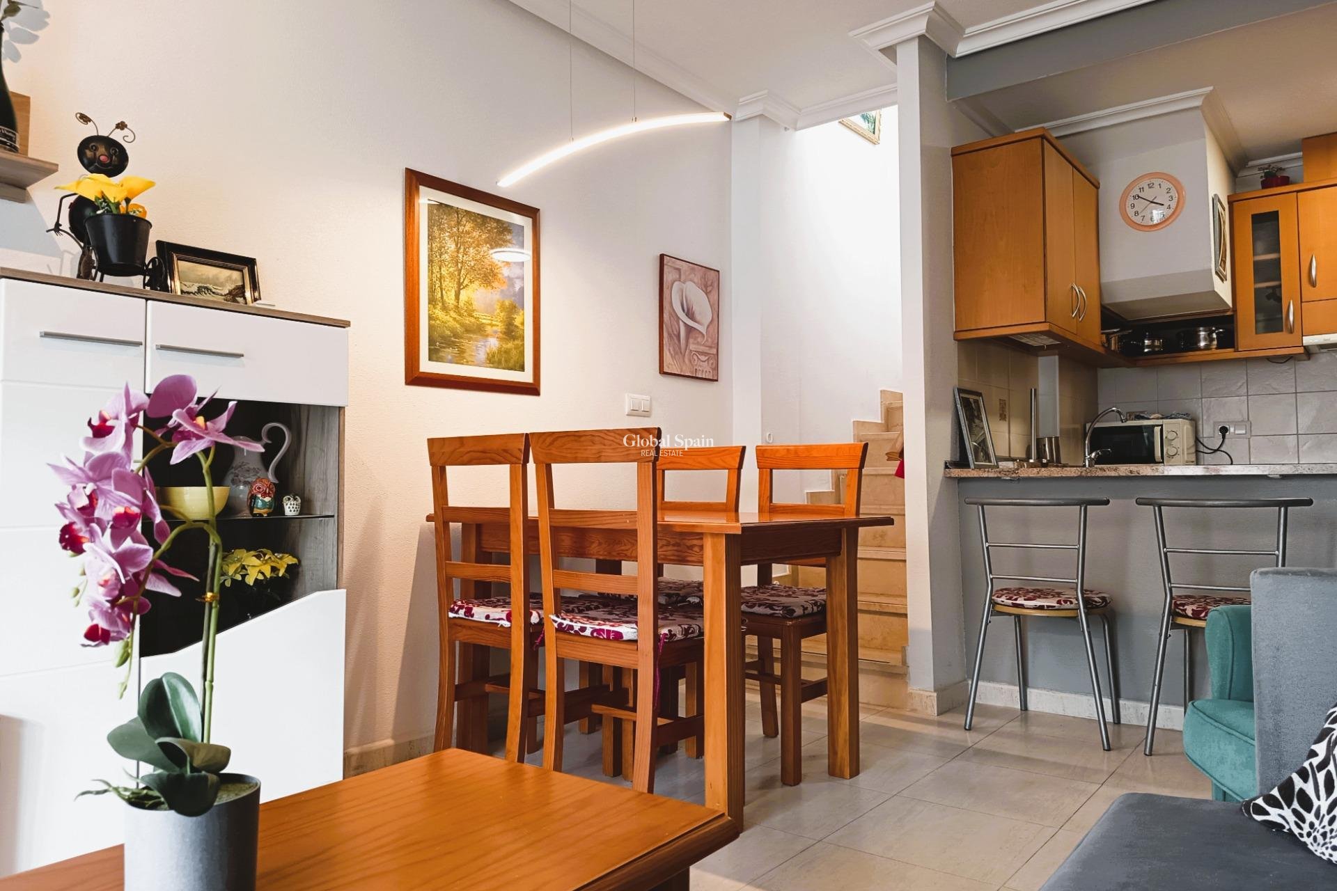 Wederverkoop - PENTHOUSE -
ORIHUELA COSTA - Costa Blanca