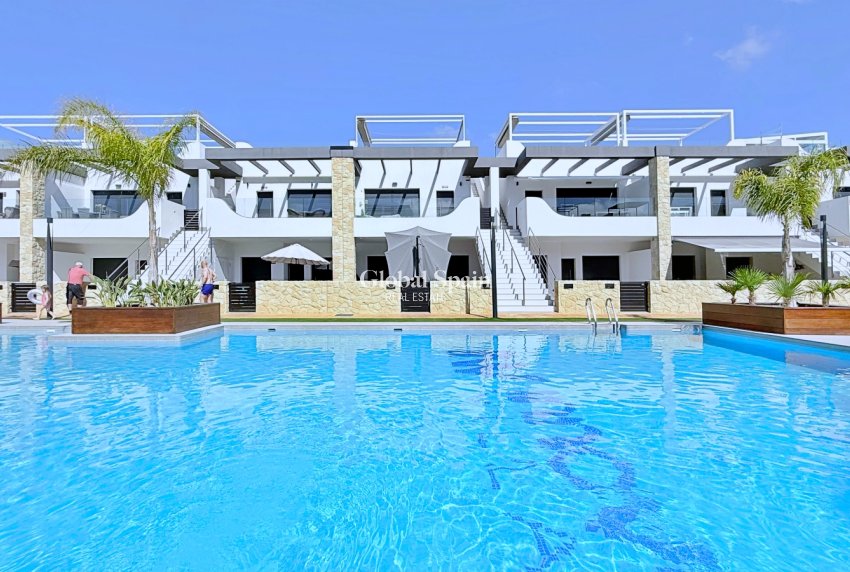 Wederverkoop - PENTHOUSE -
ORIHUELA COSTA - Costa Blanca