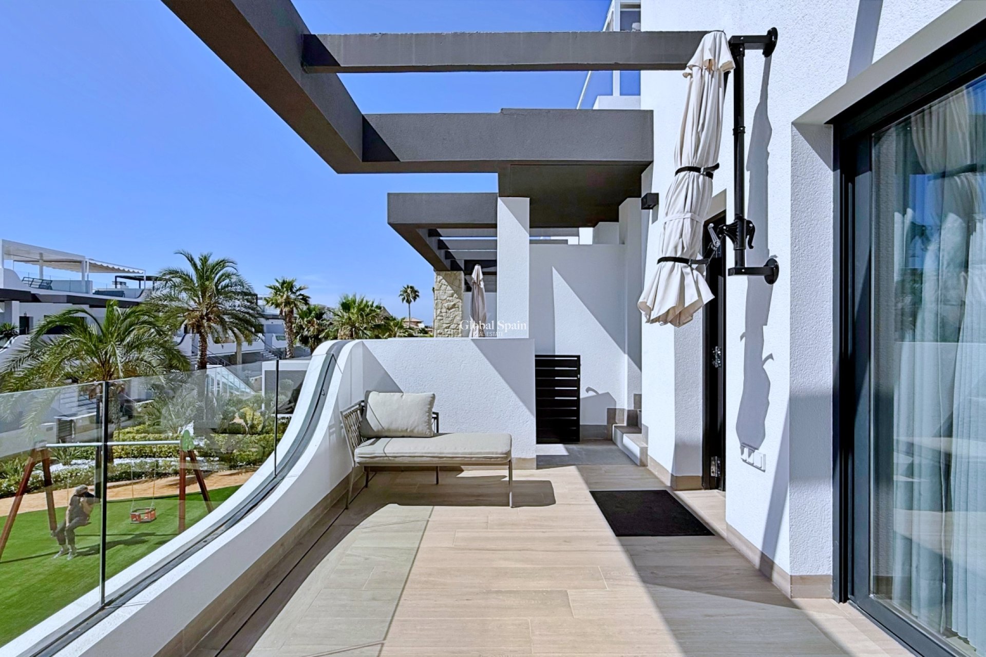 Wederverkoop - PENTHOUSE -
ORIHUELA COSTA - Costa Blanca